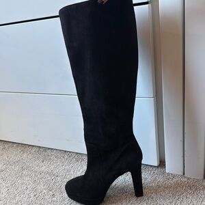 Elegant Black Knee-High Women's Boots